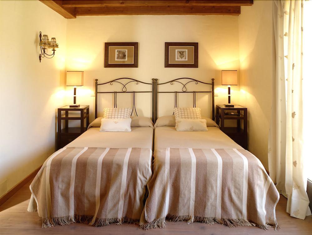 Hotel Ribera Del Corneja Navacepedilla de Corneja Kültér fotó