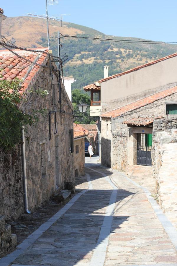 Hotel Ribera Del Corneja Navacepedilla de Corneja Kültér fotó