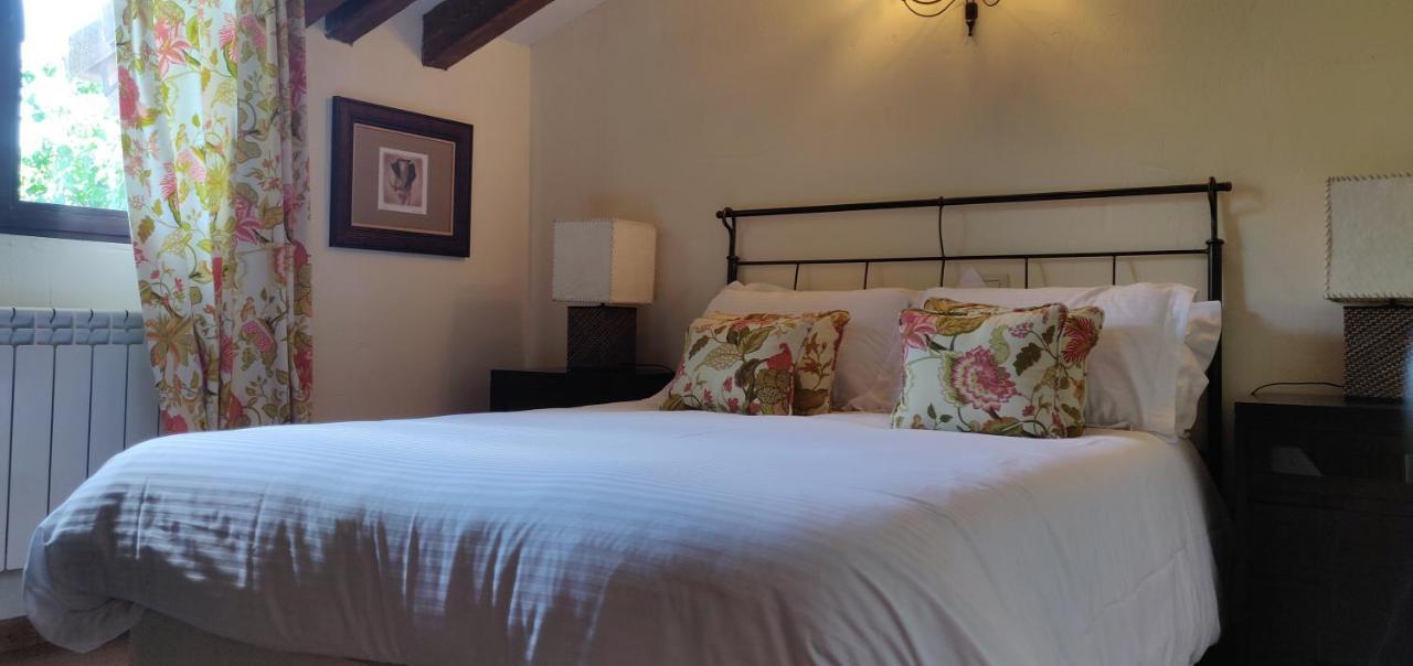 Hotel Ribera Del Corneja Navacepedilla de Corneja Kültér fotó