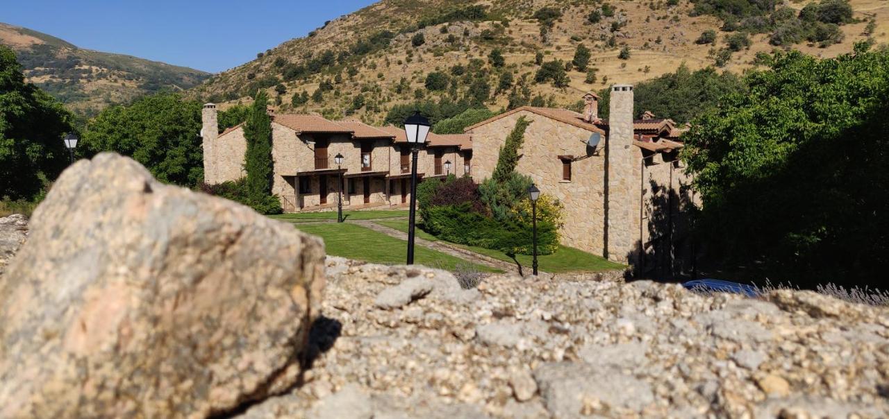 Hotel Ribera Del Corneja Navacepedilla de Corneja Kültér fotó